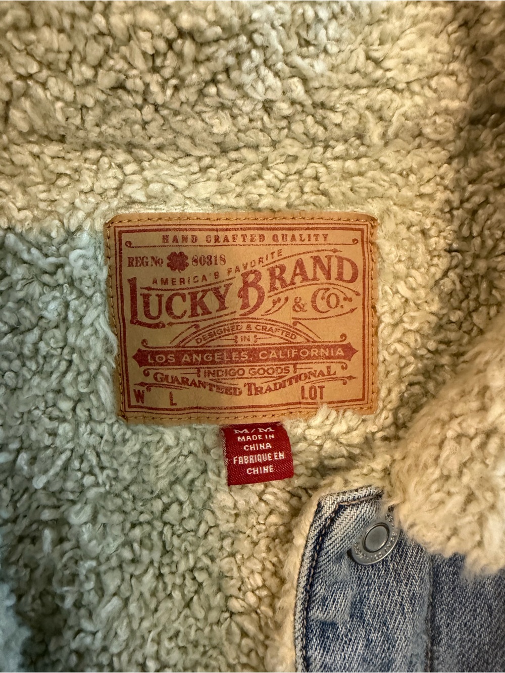 Lucky Brand Light Blue Denim Jacket with Cream Sherpa Collar - Picture 4 of 4